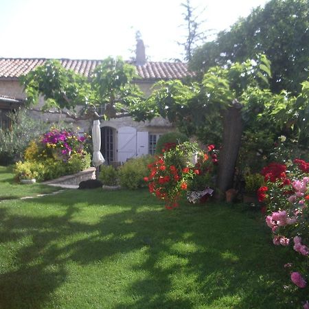 Le Mas Fa Sua Bed and Breakfast Malataverne Zewnętrze zdjęcie